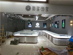 一般我們?nèi)ツ睦锟粗閷氄故竟裥Ч麍D