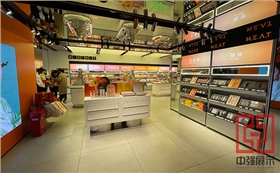 鎮(zhèn)江市化妝品展示柜制作要考慮哪些因素