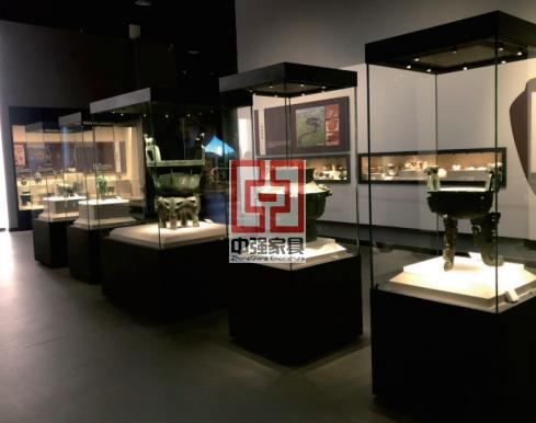 鎮(zhèn)江博物館恒溫恒濕展柜——中強(qiáng)展柜廠