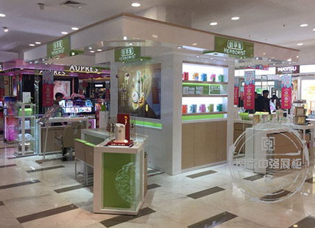 南京地區(qū)化妝品佰草集展柜設計制作